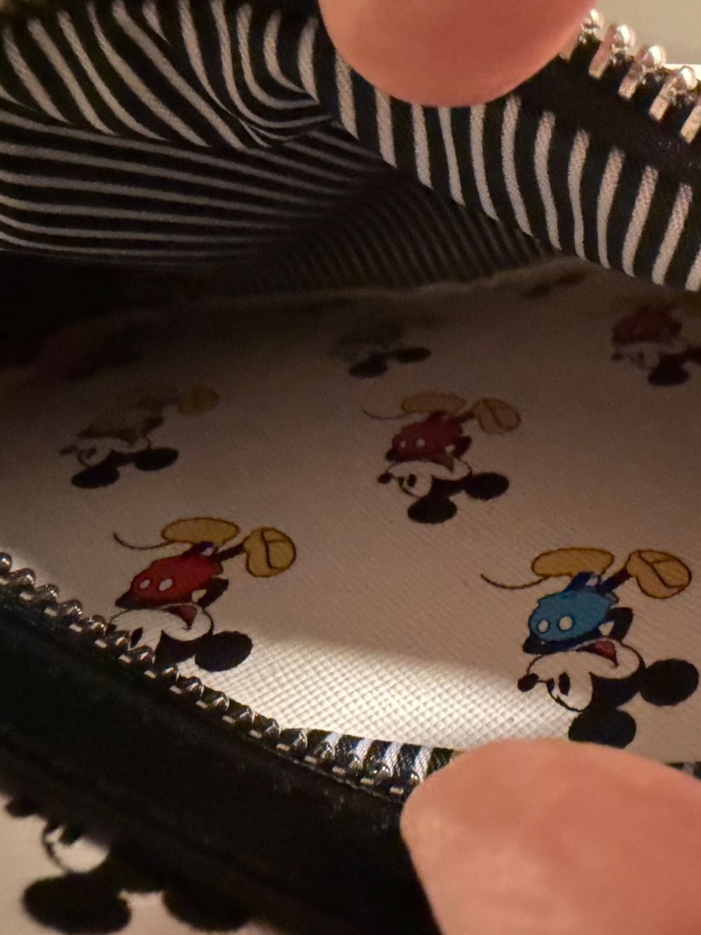 Loungefly Disney Mickey Mouse backpack - Picture 2 of 10